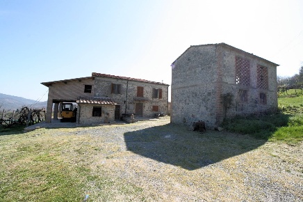 Foto Rustico in Torniella, Roccastrada di 407 m² con 17 locali in vendita