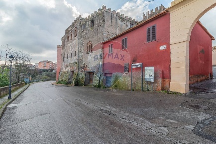 Foto Rustico in Circonvallazione Vulci, Montalto di Castro Centro di 120 m²