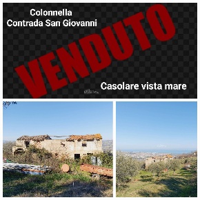 Foto Rustico in CONTRADA SAN GIOVANNI, Colonnella di 200 m² con 8 locali