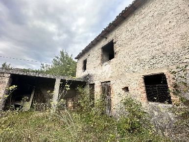 Foto Rustico in via ripetta, L'Aquila Collebrincioni - Assergi di 50 m²