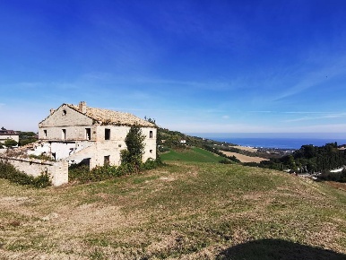 Foto Rustico in Contrada Valloscura di Capodarco 46 Fermo 63023 FERMO FM,