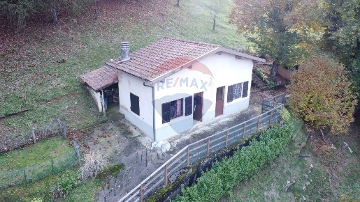 Foto Rustico a Endine Gaiano Endine di 60 m² con 2 locali in vendita