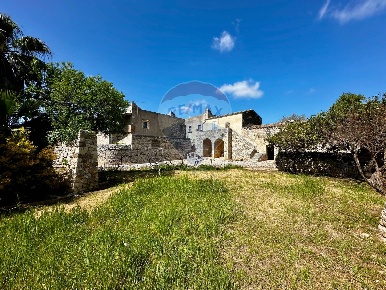 Foto Rustico in C.da Torre Finocchiara, Modica Cannizzara di 557 m²