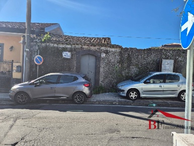 Foto Rustico in via V. Veneto, Aci Bonaccorsi Centro di 50 m² con 3 locali