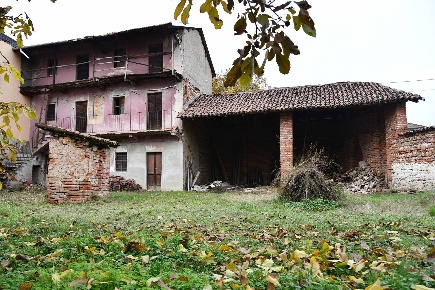 Foto Rustico in VIA GRAMSCI, Bellinzago Novarese Centro di 183 m²