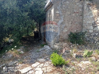 Foto Rustico in contrada grimaudo, Castelmola di 51 m² con 2 locali