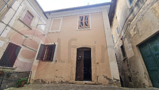 Foto Rustico in Via Aquila Romana, Arpino Centro di 135 m² con 1 locali