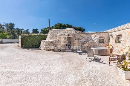 Foto Baita in Contrada Chianchizzo, Ostuni di 90 m² con 3 locali in vendita