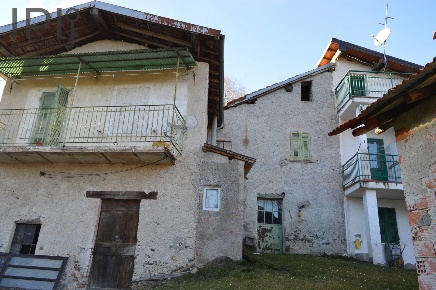 Foto Rustico in loc pastori, Murialdo di 150 m² con 6 locali in vendita