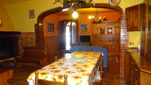 Foto Rustico a Castelfiorentino di 200 m² con 8 locali in vendita