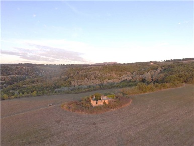 Foto Rustico in -, Todi con 8 locali in vendita