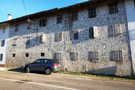 Foto Rustico a Cordenons Centro di 333 m² in vendita
