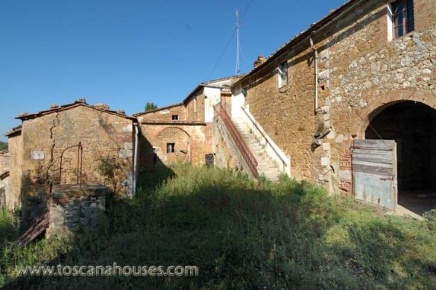 Foto Rustico a Torrita di Siena Montefollonico di 745 m² con 24 locali