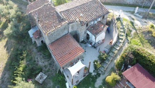 Foto Rustico a Pistoia La Cugna - Signorino di 290 m² con 9 locali