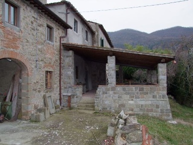 Foto Rustico a Dicomano Centro di 187 m² con 12 locali in vendita