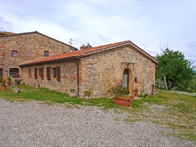 Foto Rustico a Monteroni d'Arbia Radi di 55 m² con 2 locali in vendita