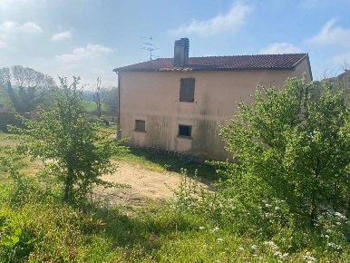 Foto Rustico a Magliano in Toscana di 160 m² con 8 locali in vendita