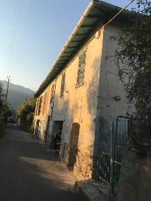 Foto Rustico a Ventimiglia Latte, Ville di 200 m² con 6 locali in vendita