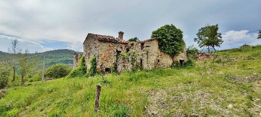 Foto Rustico a San Giustino di 200 m² con 10 locali in vendita