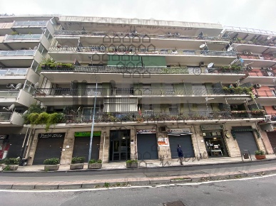 Foto Appartamento a Messina Battisti - Avignone di 130 m² con 3 locali