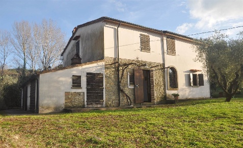 Foto Rustico in Via dei Tre Comuni, Montescudaio di 360 m² con 10 locali