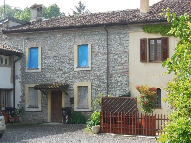 Foto Rustico a Rivergaro di 228 m² con 4 locali in vendita