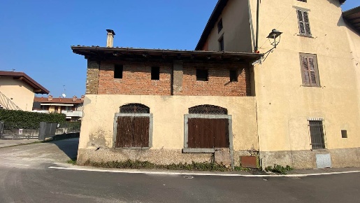 Foto Rustico in VIA G. MARCONI 28, Ambivere di 126 m² con 3 locali
