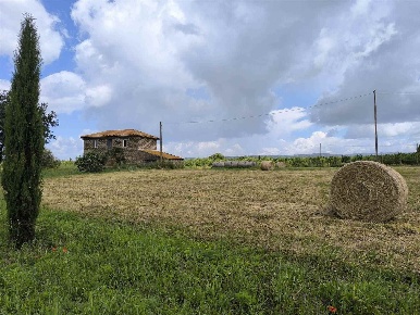 Foto Rustico a Montefiascone di 200 m² con 5 locali in vendita