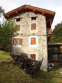 Foto Rustico in Via Lottano, Prata Camportaccio di 60 m² con 4 locali