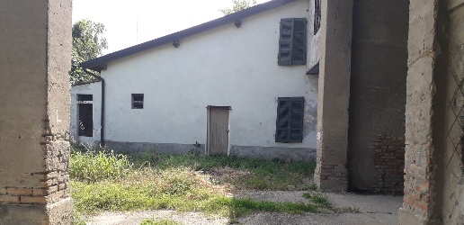 Foto Rustico a Crema Zona Agricola, Frazioni Minori di 146 m² con 3 locali