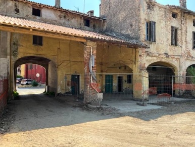 Foto Rustico in VIA TORRE, Crema Ombriano, Sabbioni, San Carlo di 1733 m²