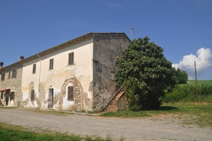 Foto Rustico in Via di Val di Cecina, Montecatini Val di Cecina di 110 m²