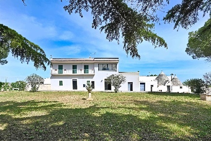 Foto Rustico in Zona A - Lagomile 74, Noci di 770 m² con 15 locali