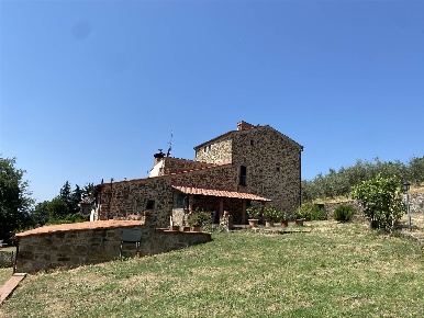 Foto Rustico a Vaglia di 270 m² con 8 locali in vendita
