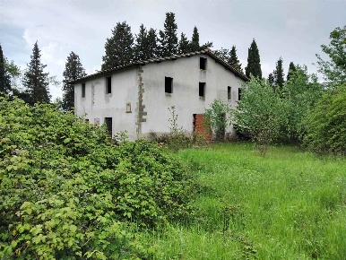 Foto Rustico a Reggello di 430 m² con 11 locali in vendita