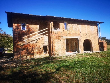 Foto Casa indipendente a Torrita di Siena di 240 m² con 9 locali in vendita