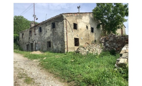 Foto Rustico a Pontassieve di 400 m² con 11 locali in vendita