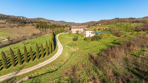 Foto Rustico a Pontassieve Molino Del Piano di 600 m² con 20 locali