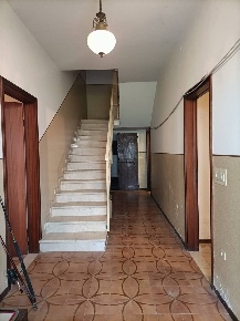 Foto Rustico a Bagnolo in Piano di 450 m² con 7 locali in vendita