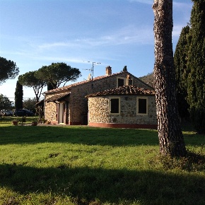 Foto Rustico a Gavorrano di 132 m² con 6 locali in vendita