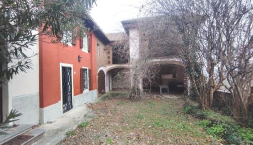 Foto Rustico a Stradella di 600 m² con 15 locali in vendita