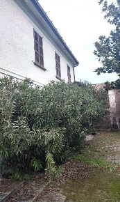 Foto Rustico a Stradella di 600 m² con 15 locali in vendita