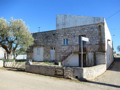 Foto Rustico in Via Angelo Turi 141, Alberobello Coreggia di 200 m²