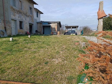 Foto Rustico in VIA SAN PANTALEO, Vinci di 149 m² con 6 locali in vendita