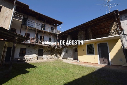 Foto Rustico in Via Cristoforo Colombo  3, Massino Visconti Centro