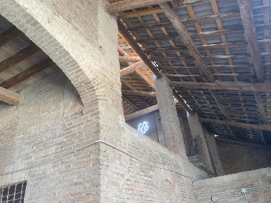 Foto Rustico in via Francesco Crispi 5, Gattatico di 312 m² con 9 locali