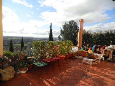 Foto Rustico in Località Le Cantine, Rosignano Marittimo di 100 m²