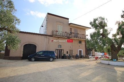 Foto Rustico in Via Case Sparse, Fasano Fasano Paese di 650 m² in vendita