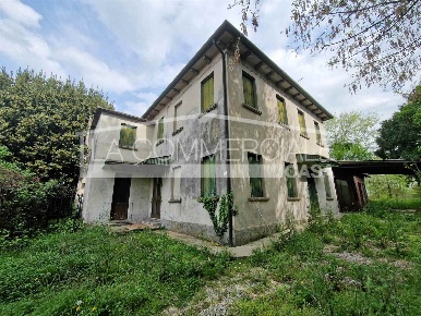 Foto Rustico a Casier Centro di 294 m² con 10 locali in vendita