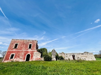 Foto Rustico in via lagomagno, Gioia del Colle di 350 m² con 1 locali